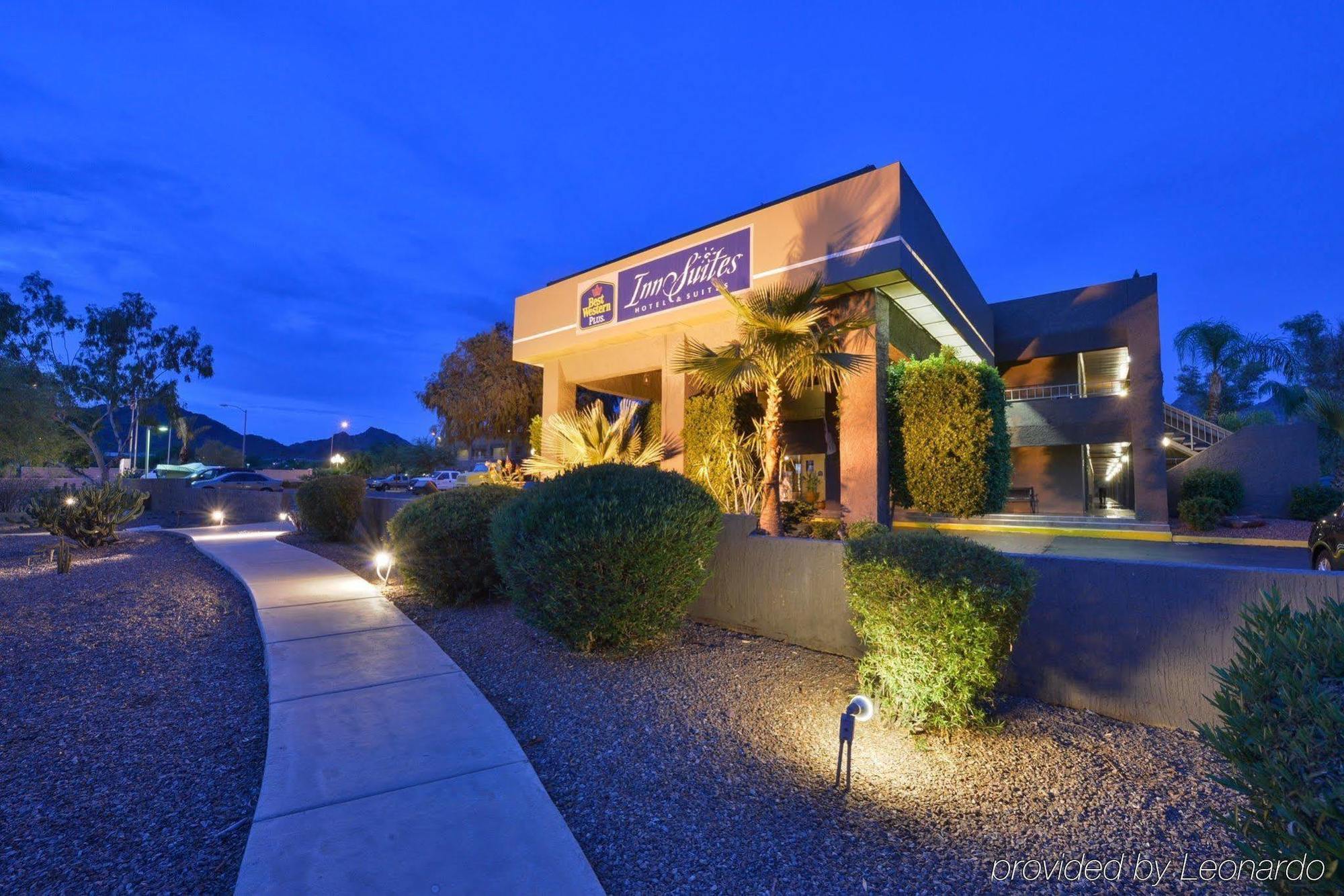 Best Western Innsuites Phoenix Hotel & Suites Eksteriør billede