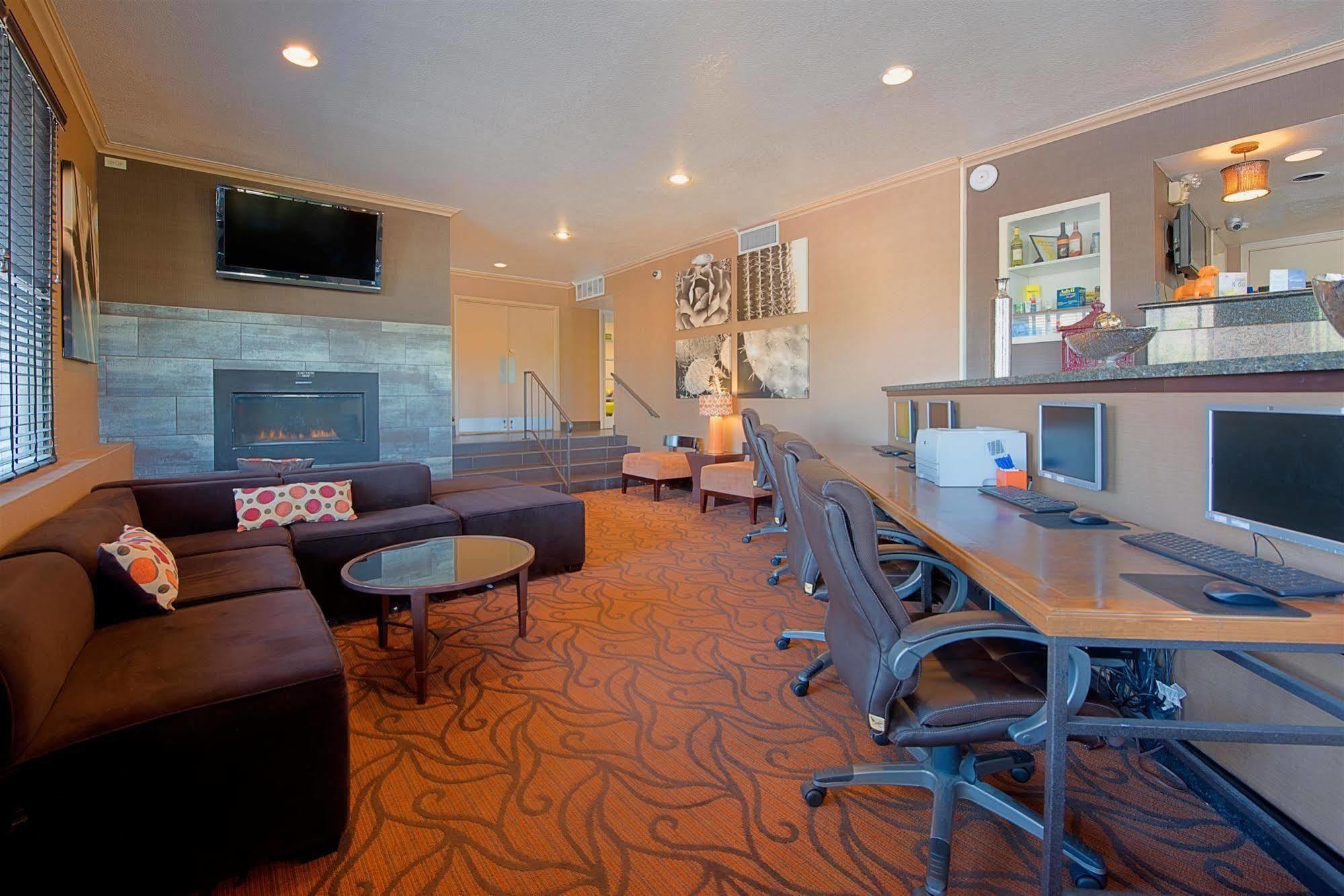 Best Western Innsuites Phoenix Hotel & Suites Eksteriør billede