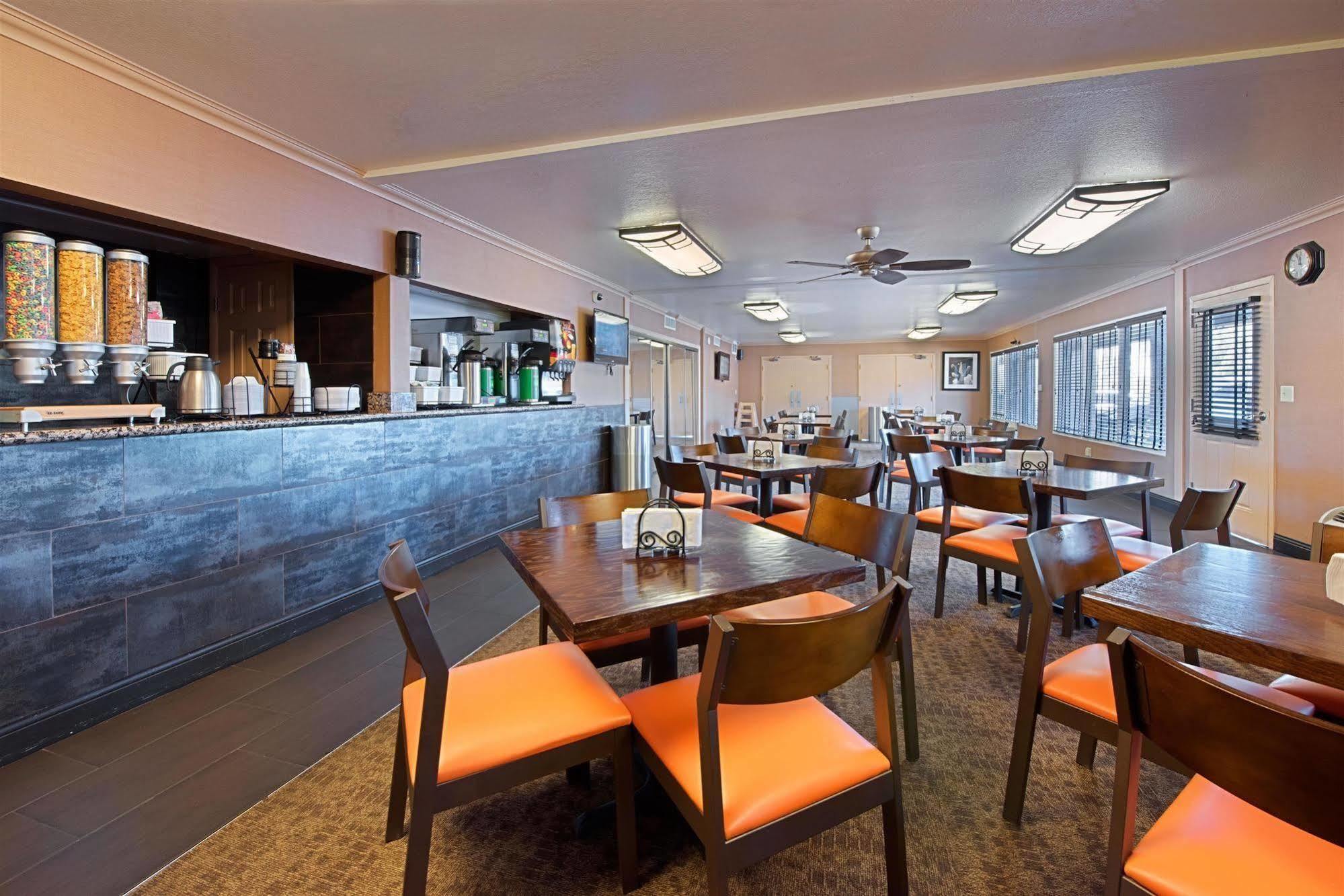 Best Western Innsuites Phoenix Hotel & Suites Eksteriør billede