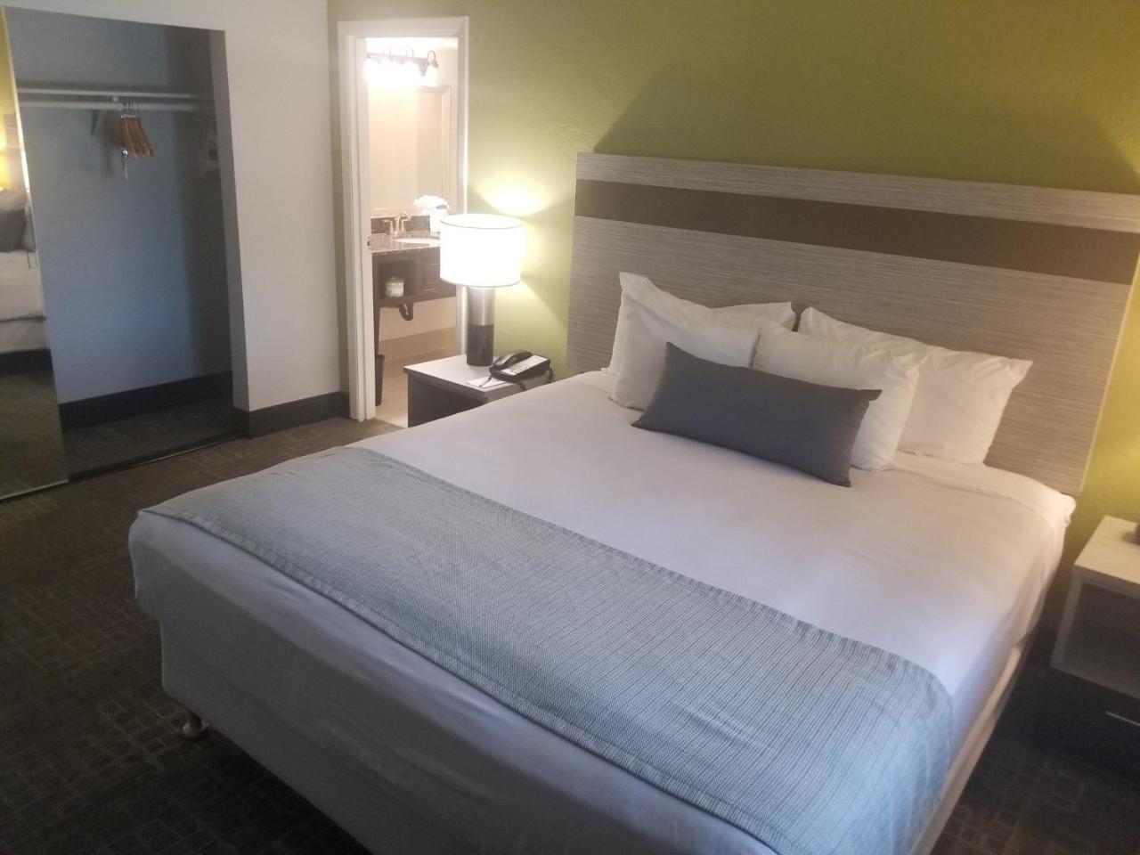 Best Western Innsuites Phoenix Hotel & Suites Eksteriør billede