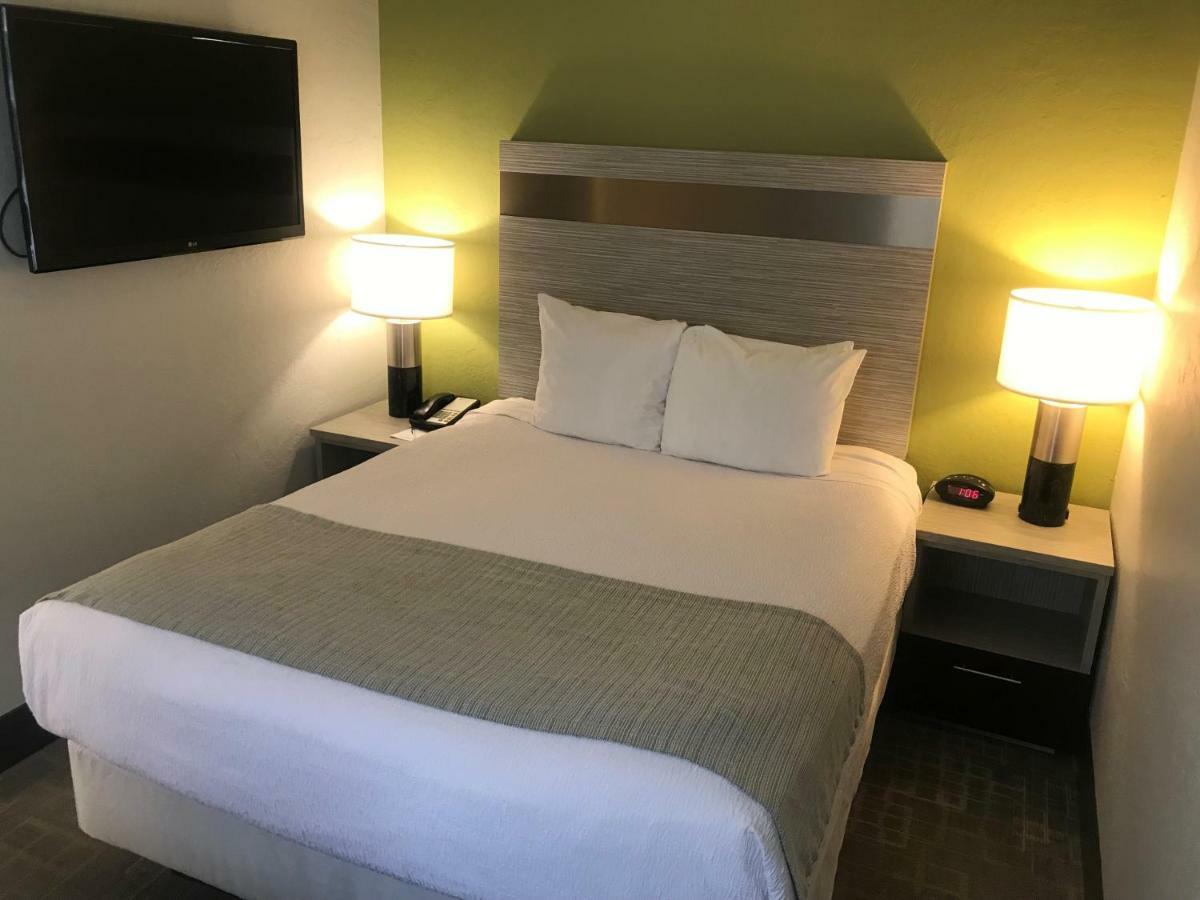 Best Western Innsuites Phoenix Hotel & Suites Eksteriør billede